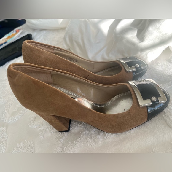 WHBM Tan Suede Heels - Picture 5 of 5